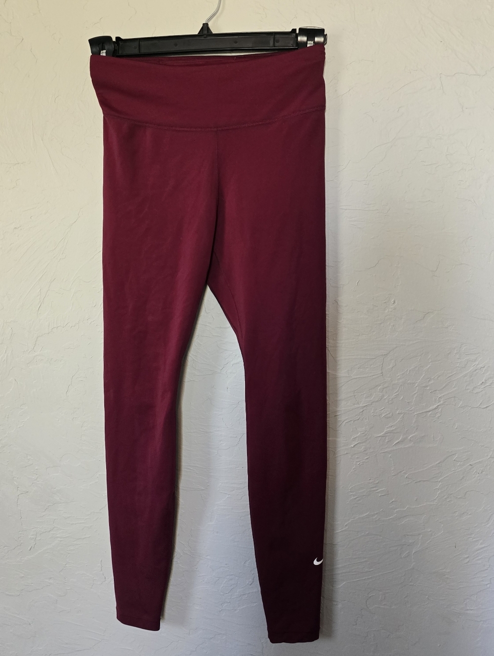 Nike burgandy leggings medium dri fit